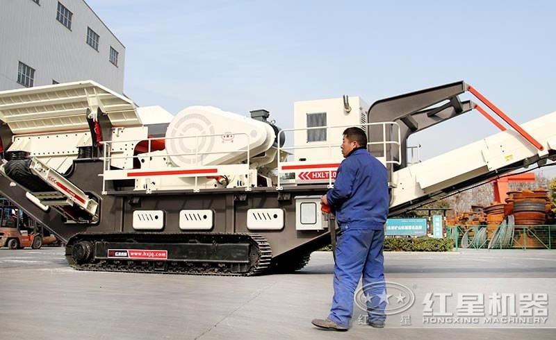 車載移動砸石頭機遙控作業(yè)，占地小，直達現(xiàn)場