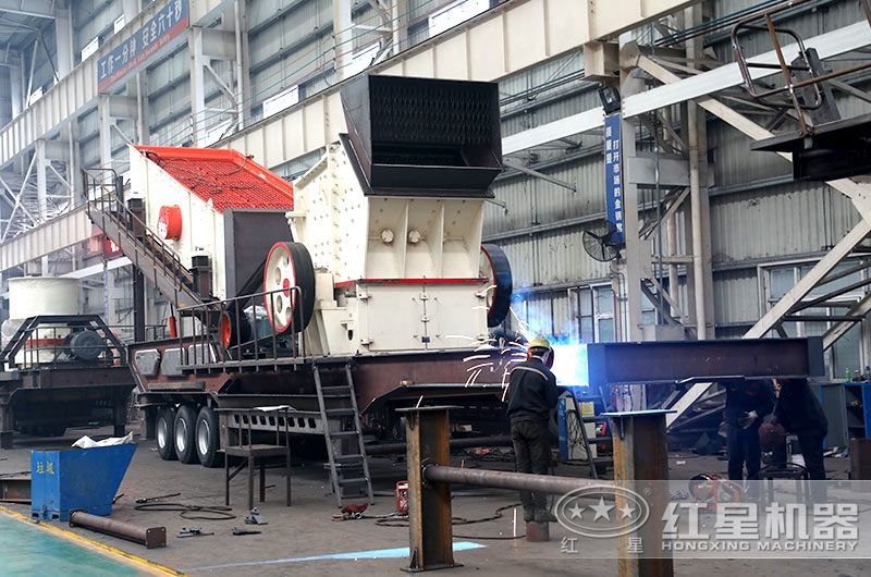 時產(chǎn)150噸建筑垃圾移動破碎機(jī)，可定制