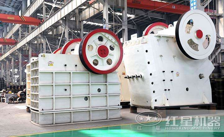 1060系列顎破機(jī)，時(shí)產(chǎn)量110-390噸